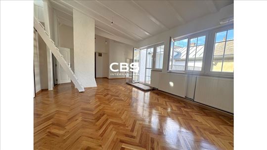 Porodičan stan u srcu Zemuna, 175m2