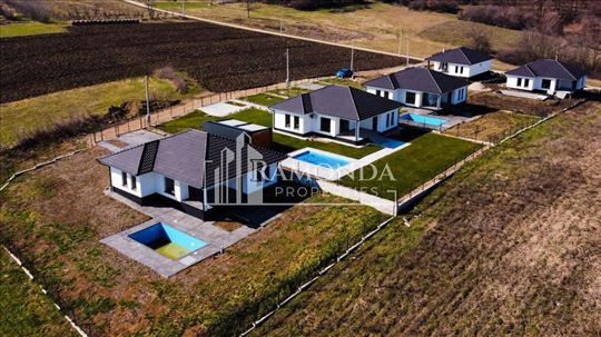 Prodaja kuce na Kosmaju ID#196