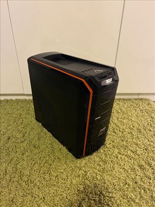 Racunar (1660ti,22gb RAM)i monitor