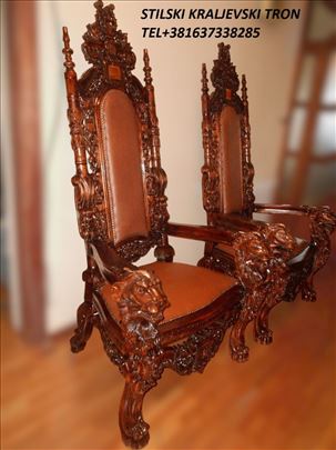 Stilski nov kraljevski tron u duborezu,puno drvo.