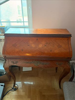 Stilski sekretar sa intarzijom Louis XV