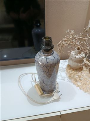 Stolna lampa od keramike
