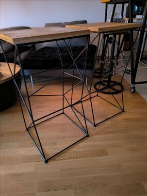 Višenamensko postolje ili šank stolica