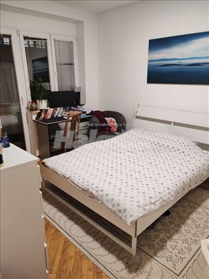 Zemun, Cara Dušana, 58 m2