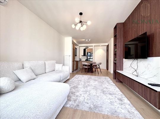 Bw Echo , trosoban, Odmah Useljiv