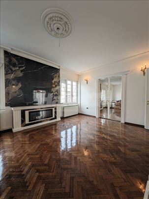 Lux salonac kod Tasmajdana! 