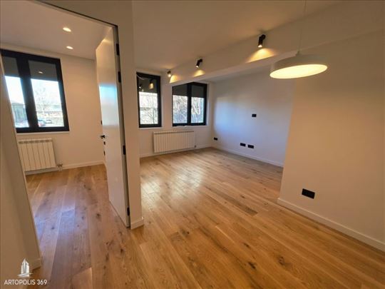 Lux stan s odvojenom spavaćom sobom, uknjižen ID#1