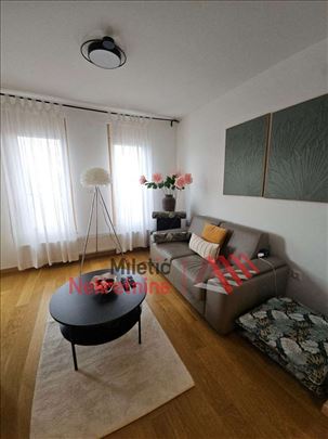 Na prodaju kompletno namešten stan od 56 m²