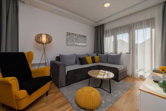 Na prodaju lux stan površine 40m2