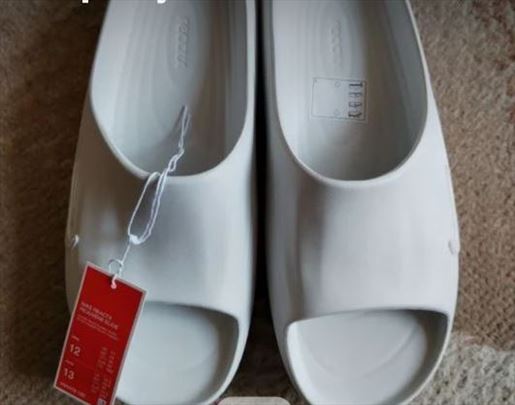 Nike reactx rejuven8 vel. leva 46 desna 45