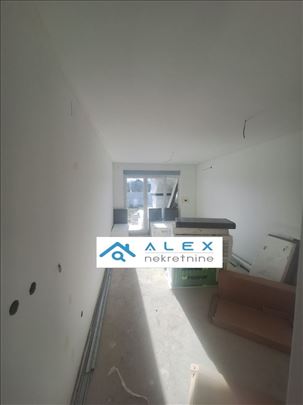 Odlična garsonjera u izgradnji povrat PDV