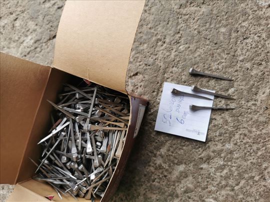 Potkivačji ekseri klinci