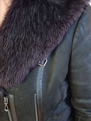 Prodajem ŽENSKU KOŽNU dugačku bundu 120 €