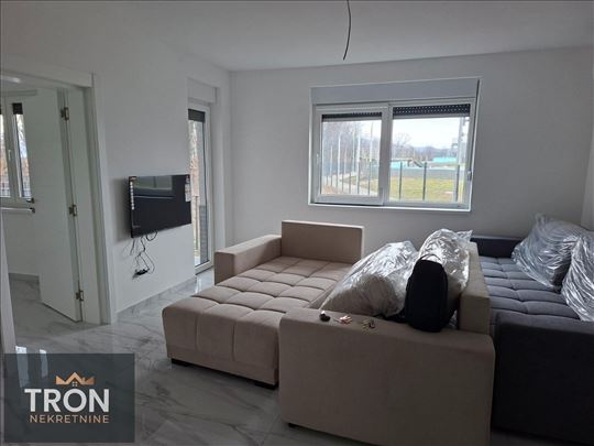 Stan sa parking mestom kod Aqua parka - 46m2