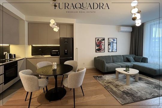 Trosoban stan u zgradi BW Quartet 1