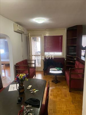 Uknjižen 3.0 stan - Farmaceutski fakultet ID#4083