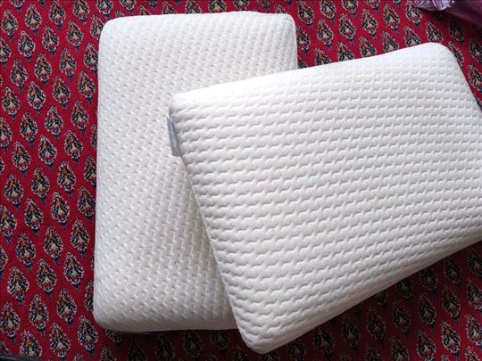 Wellpur jastuci 2 memorijski + poklon