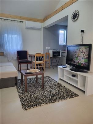 Crna Gora, Bar, kuća za odmor