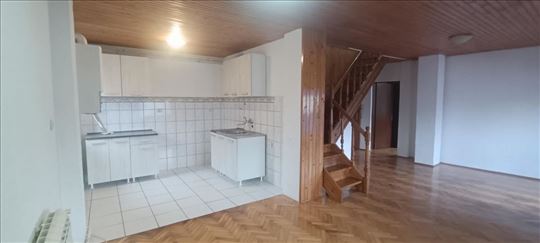 Čukarica, Žarkovo, Šavnička, duplex, 124m2