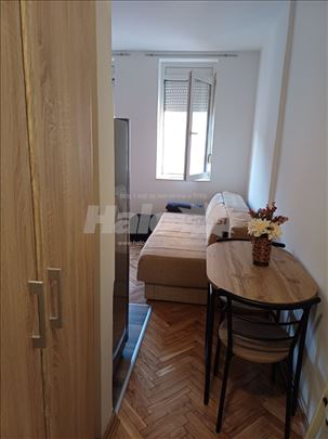 Garsonjera centar grada