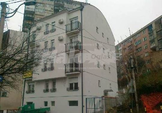 Garsonjera Vukov spomenik