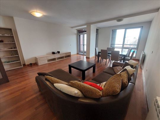 Hram Sv. Save, 4.0, novogradnja sa garažom,useljiv