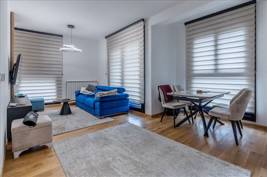 Lux 2.0 u novoj zgradi, garaža