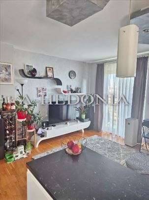 Medaković III, Pavla Popovića, noviji, 2.5