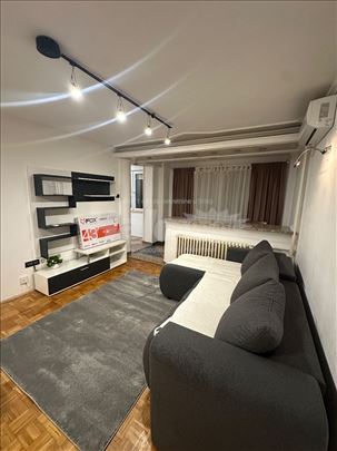 Namesten stan na Konjarniku