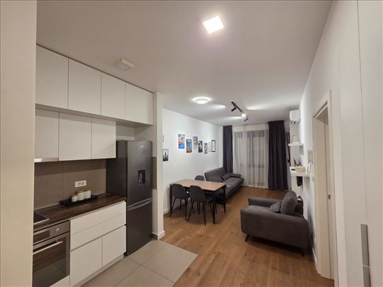 Nov opremljen stan na lepoj lokaciji