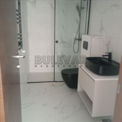 Odlična novogradnja - odmah useljiv neuseljavan du