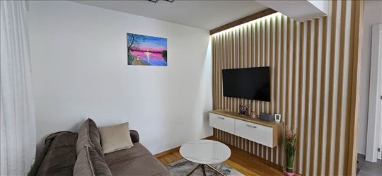 Stan u blizini kružnog toka