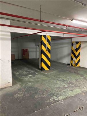 Vukov spomenik- Držićeva-garažno mesto