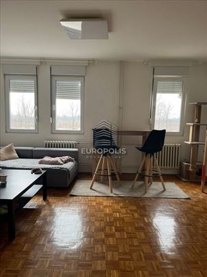 Blok 71, Savski kej, uknjižen