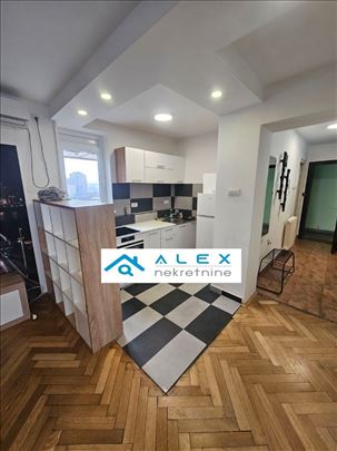 Dvosoban penthaus na najtraženijoj lokaciji