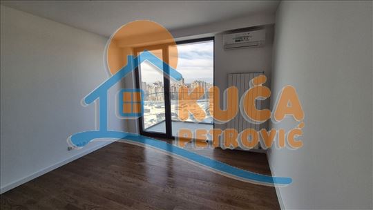 Izdaje se nov, neuseljavan stan u novom kompleksu 