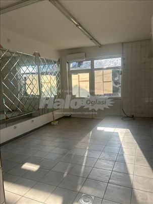 Izdajem lokal sa hladnjačom, Bogoslovija