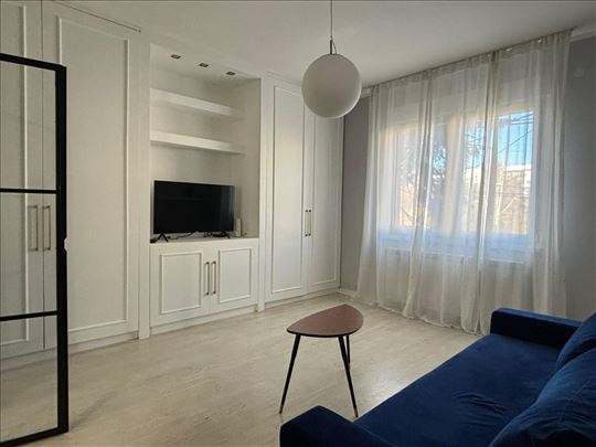 Izdavanje, moderan stan 70m2