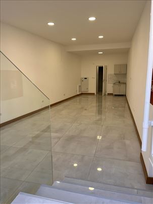 Lep lokal, dva parking mesta ID#2540