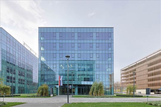 Lokal- moderna poslovna zona- Prokop