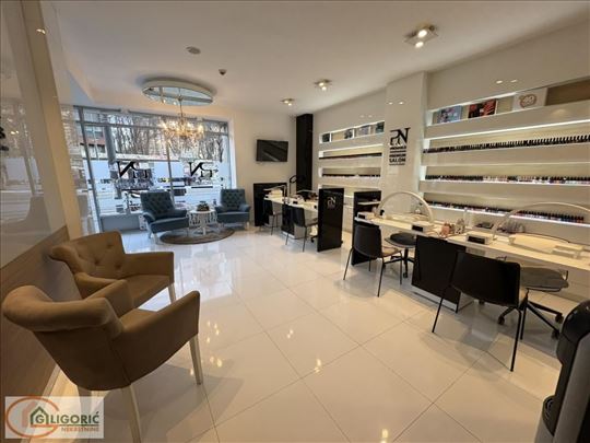 Lokal sa izlogom - Skupština