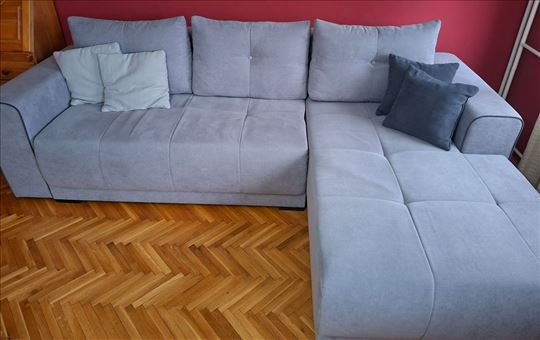 Prodajem ugaonu garnituru! Povoljno