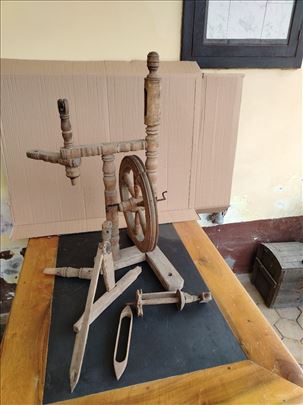 Stara preslica visine 78 cm