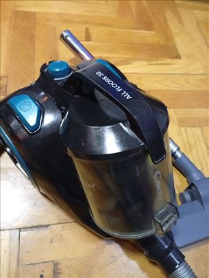 Usisivač CANDI bez kese kompletan dobar 