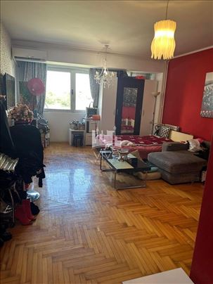 Vidikovac,odmah useljiv stan,novija gradnja ID#179