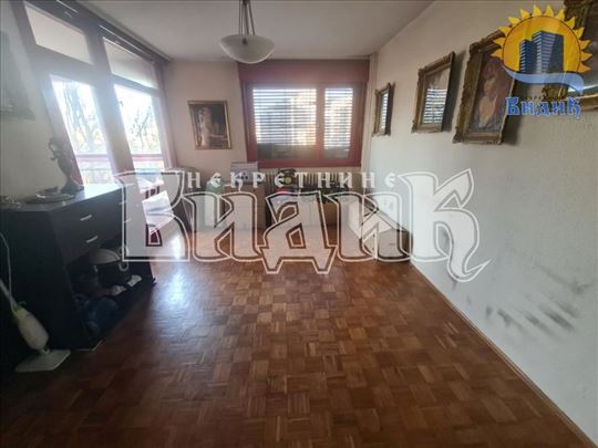 Voždovac, Crnotravska