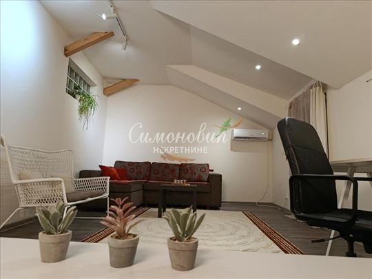 Zvezdara, 2.0, 50m2, pr+pk, nameštena, renovirana,