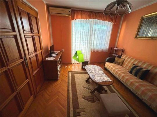 Funkcionalan trosoban stan na odličnoj lokaciji u 