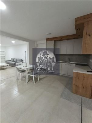 Gotova Novogradnja Na Zelenom Brdu