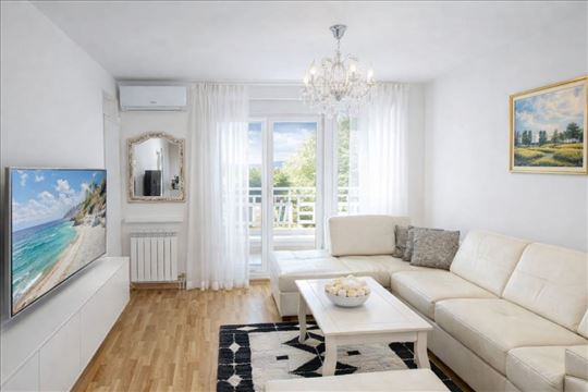 Green Residences 2.0 + Garaža